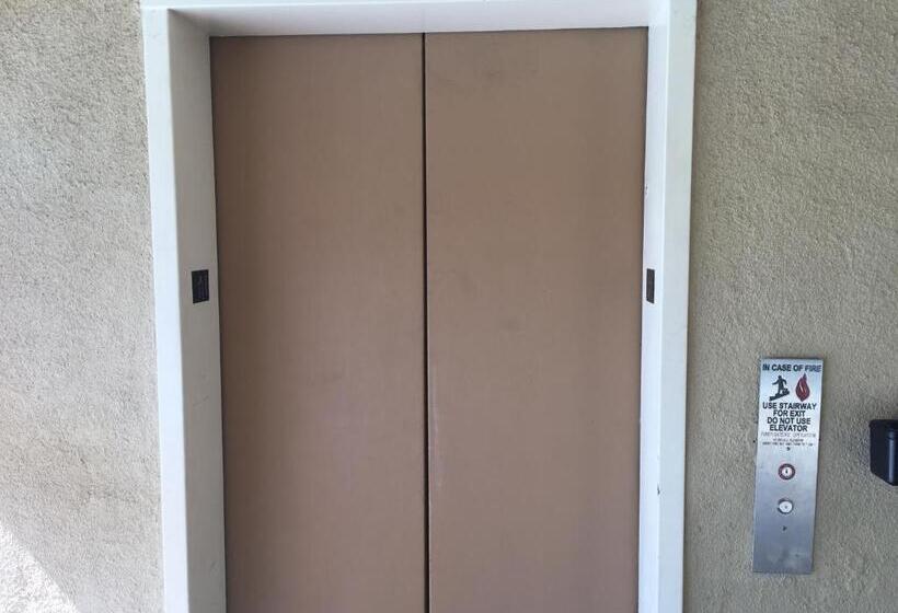 ホテル Chula Vista Inn