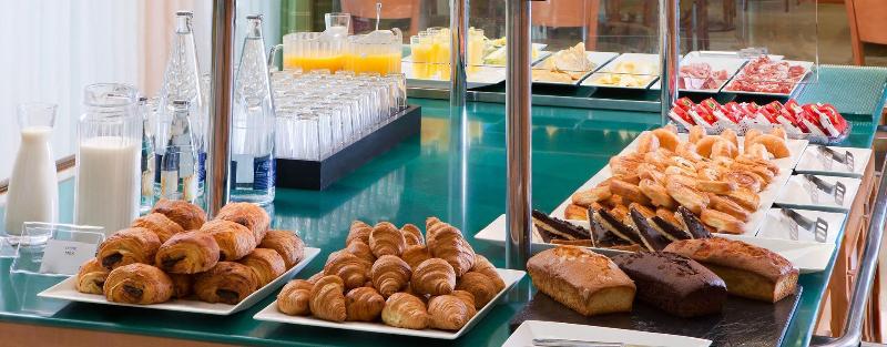 Отель Puerta Santander