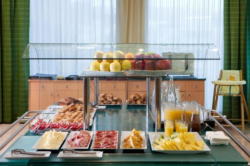 Отель Puerta Santander