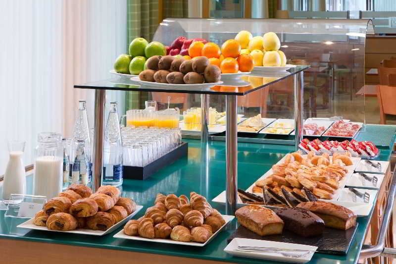 Отель Puerta Santander