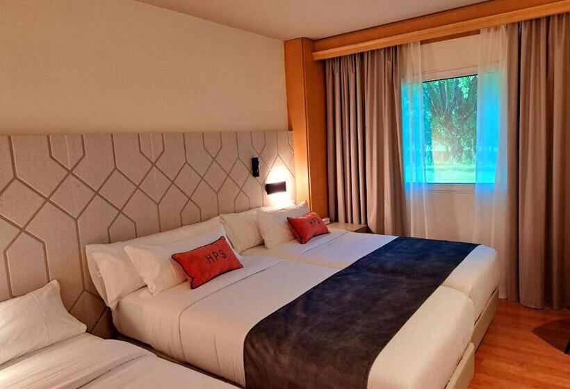 Отель Puerta Santander