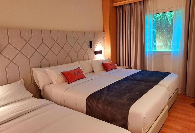 Отель Puerta Santander