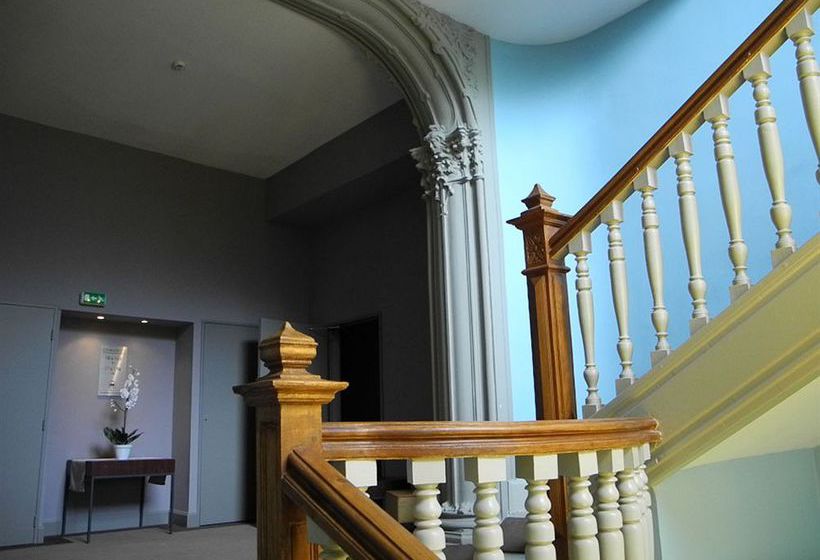 Отель Clarion Suites Luchon Corneille