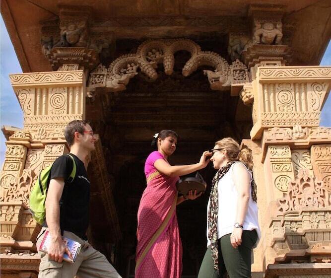 Отель Clarks Khajuraho