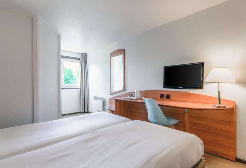 Comfort Hotel Evreux