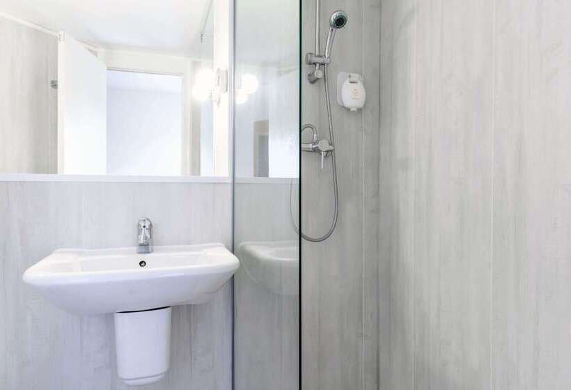 Comfort Hotel Evreux