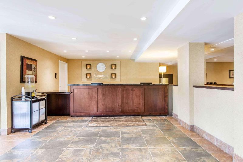 فندق Comfort Inn & Suites