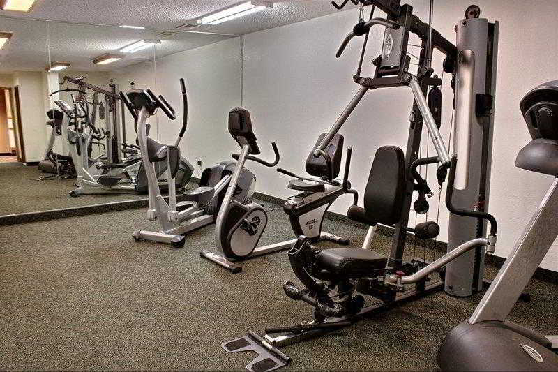 ホテル Comfort Inn & Suites At I 74 And 155