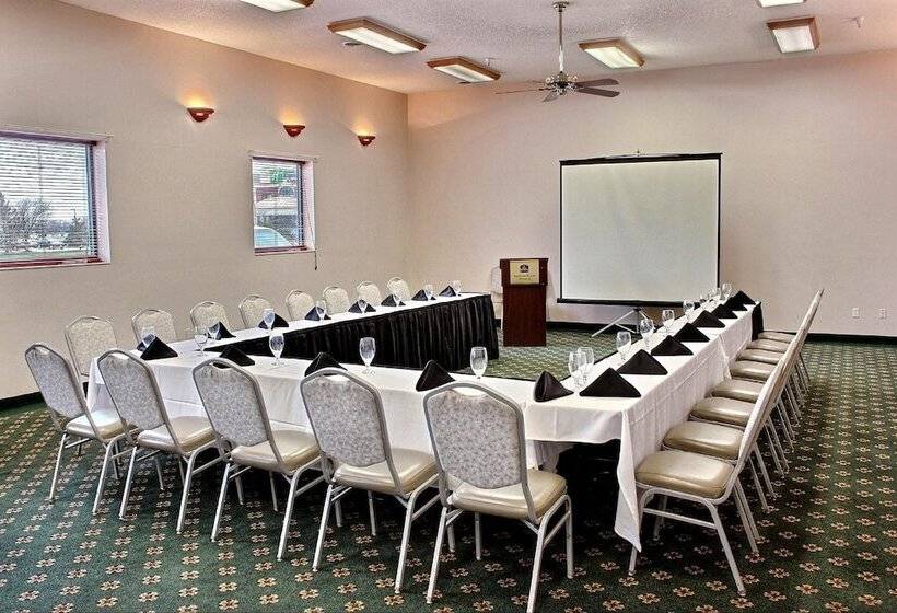 ホテル Comfort Inn & Suites At I 74 And 155