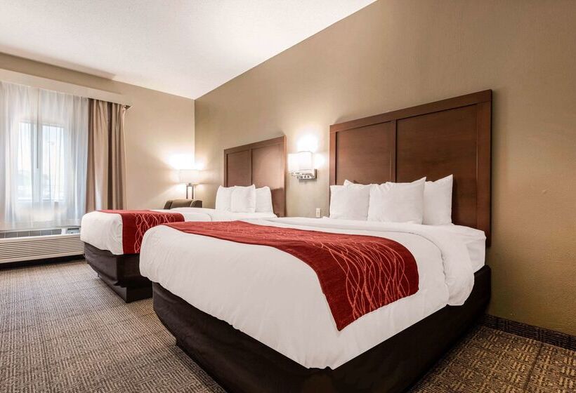 فندق Comfort Inn & Suites Streetsboro  Kent
