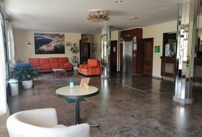 ホテル Moon Dreams La Lanzada