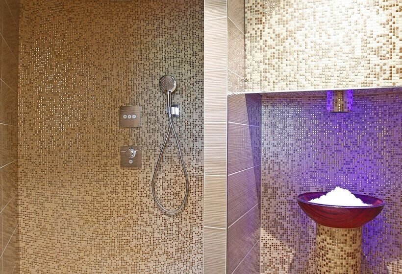 هتل Corsica & Spa