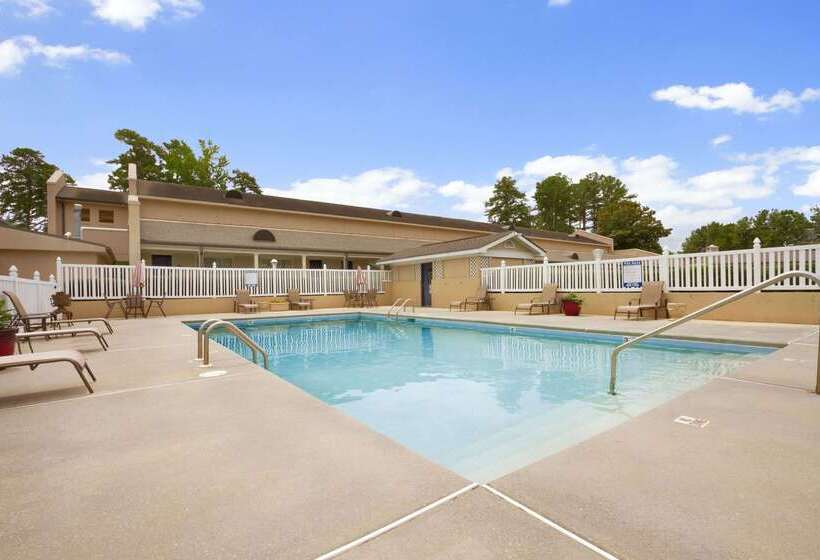 فندق Days Inn By Wyndham Alexander City