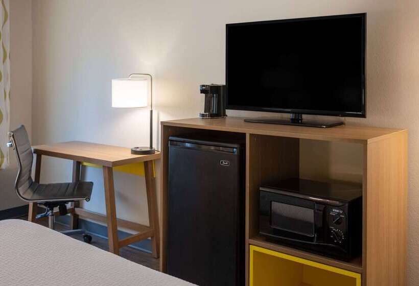 فندق Days Inn By Wyndham Louisburg