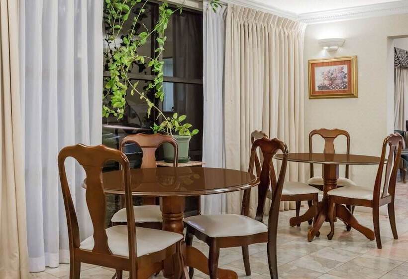 בית מלון כפרי Days Inn By Wyndham Oneonta Al