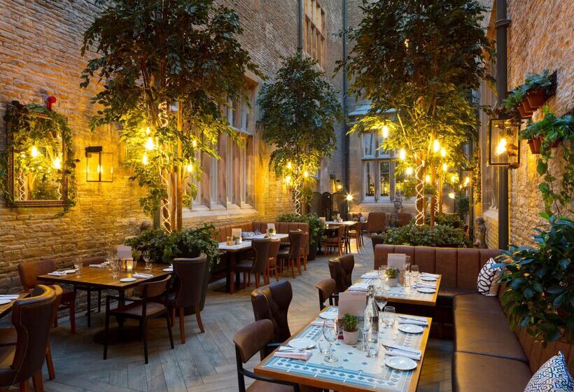 فندق De Vere Tortworth Court