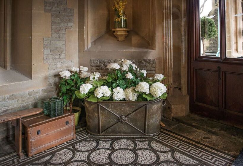 فندق De Vere Tortworth Court