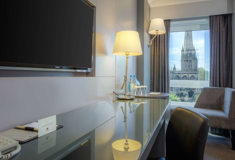 فندق Doubletree By Hilton Bristol