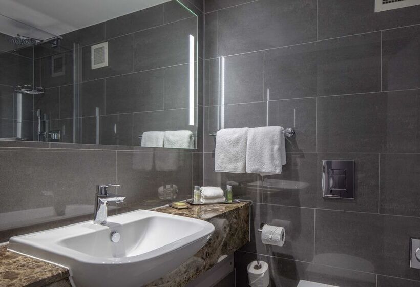 فندق Doubletree By Hilton Bristol