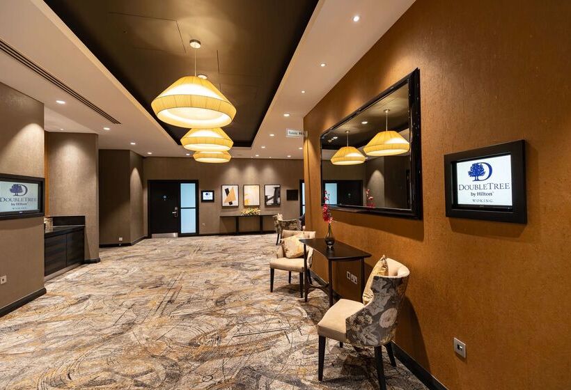 Doubletree By Hilton Hotel Woking