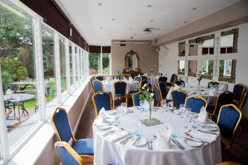 בית מלון כפרי Episode