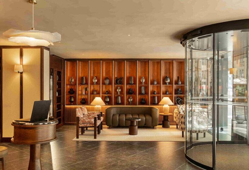 هتل Evolution Valbom