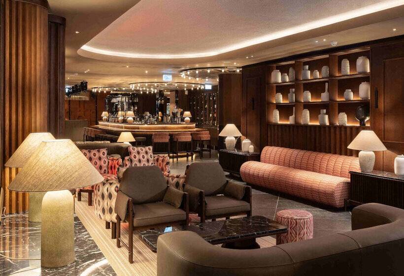 هتل Evolution Valbom