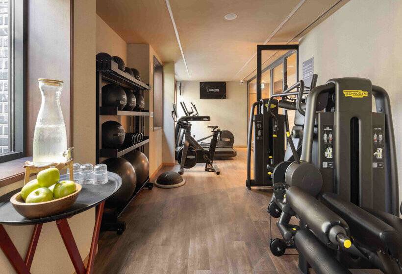 هتل Evolution Valbom