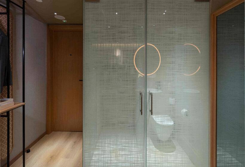 هتل Evolution Valbom