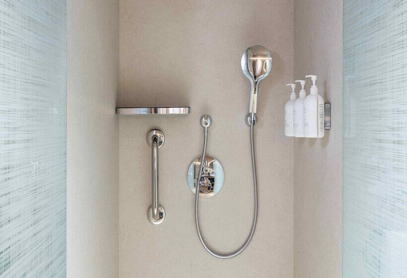 هتل Evolution Valbom