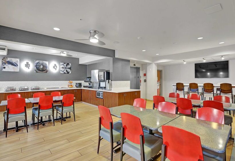 فندق Executive Residency By Best Western Navigator Inn & Suites