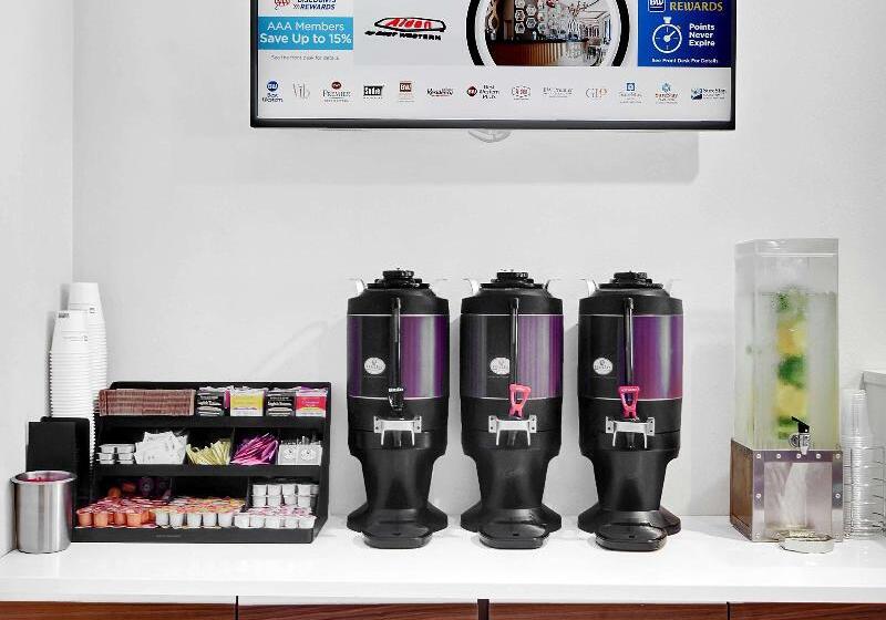 فندق Executive Residency By Best Western Navigator Inn & Suites