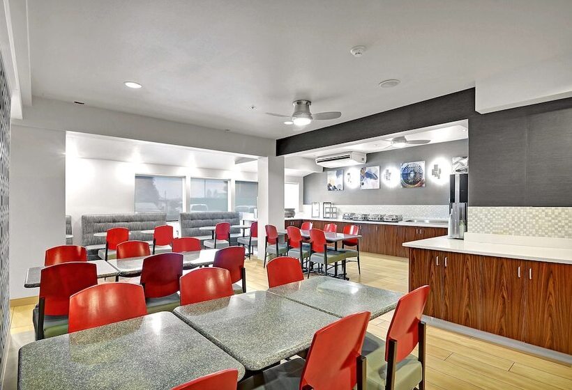 فندق Executive Residency By Best Western Navigator Inn & Suites