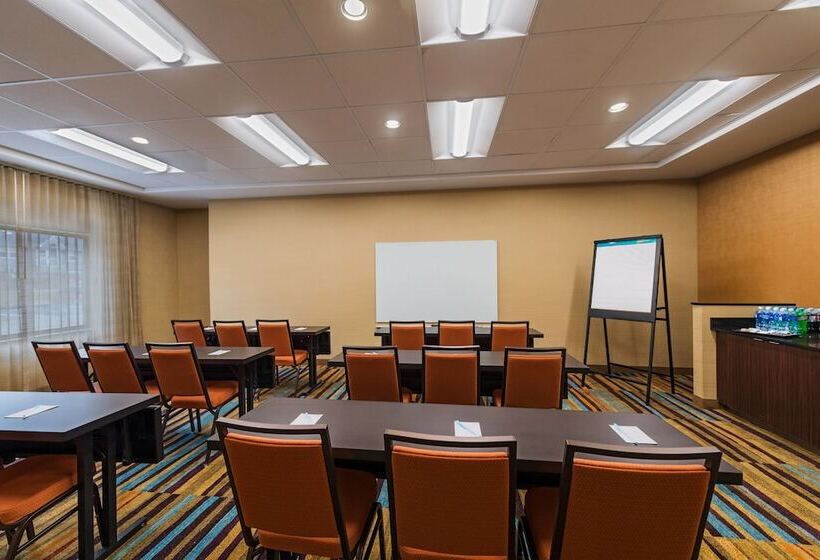 Отель Fairfield By Marriott Inn & Suites Uncasville Mohegan Sun Area