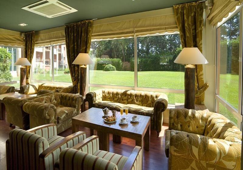 Falésia Hotel   Adults Only