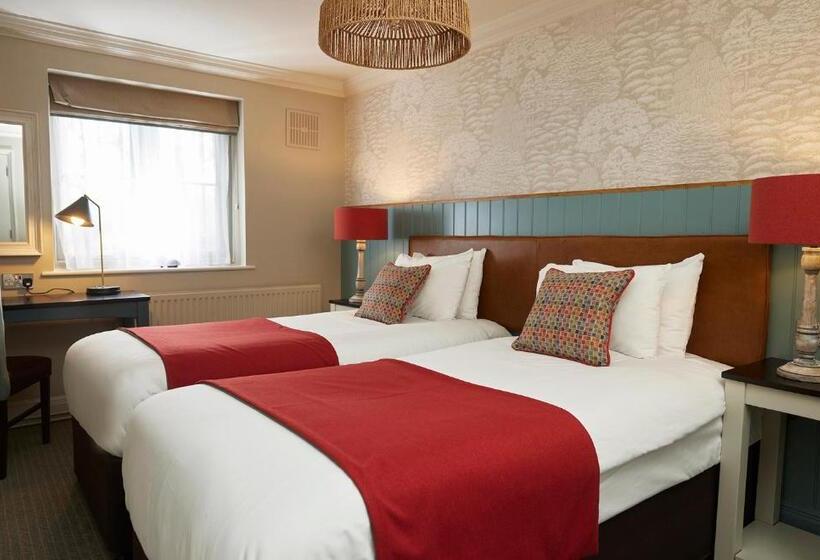 酒店 Feathers By Chef & Brewer Collection