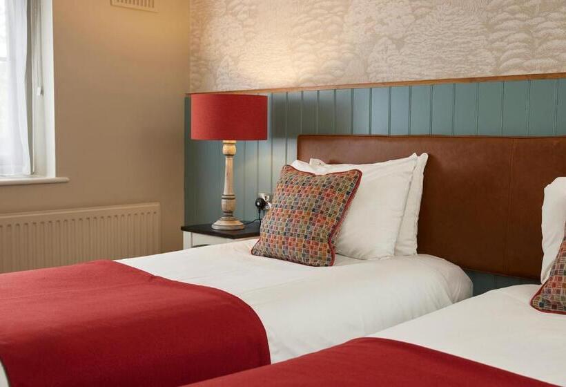 酒店 Feathers By Chef & Brewer Collection