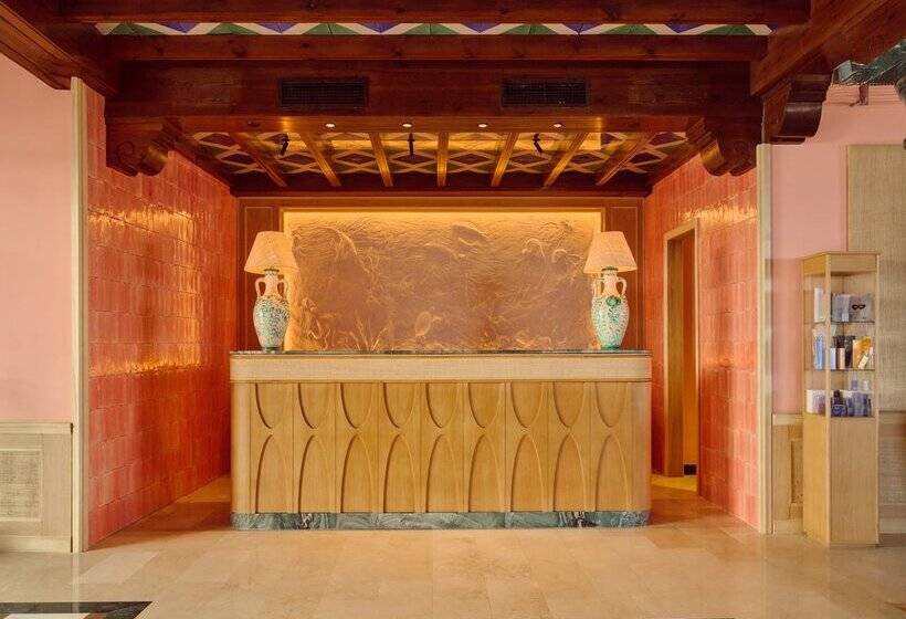 ホテル Fenix Torremolinos  Adults Only Recommended