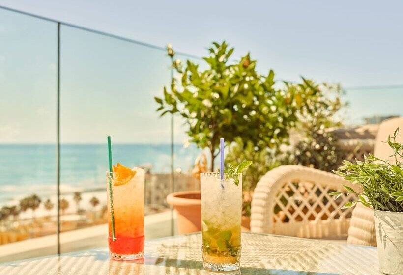 ホテル Fenix Torremolinos  Adults Only Recommended