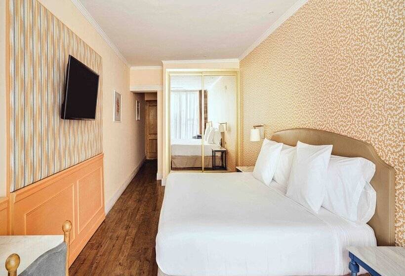 ホテル Fenix Torremolinos  Adults Only Recommended