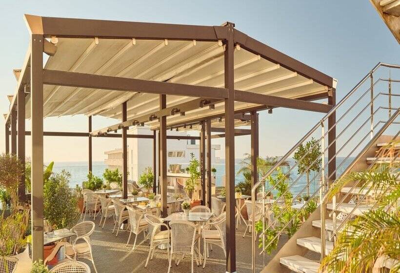 ホテル Fenix Torremolinos  Adults Only Recommended