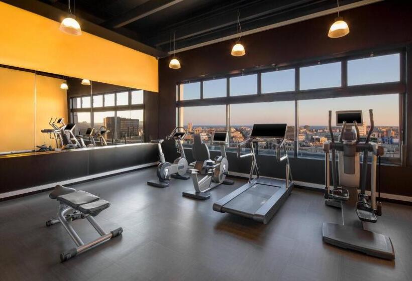 Отель Four Points By Sheraton Barcelona Diagonal