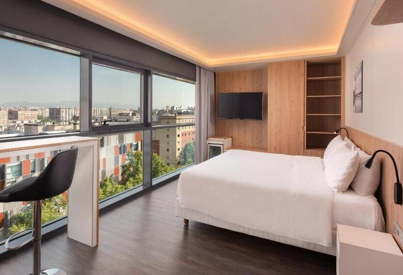 Отель Four Points By Sheraton Barcelona Diagonal