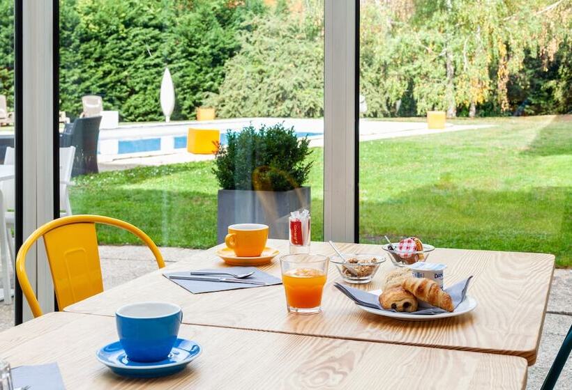 ホテル Full Colors