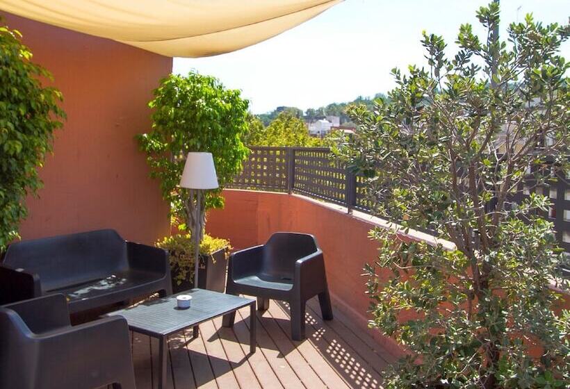 Отель Garbi Millenni