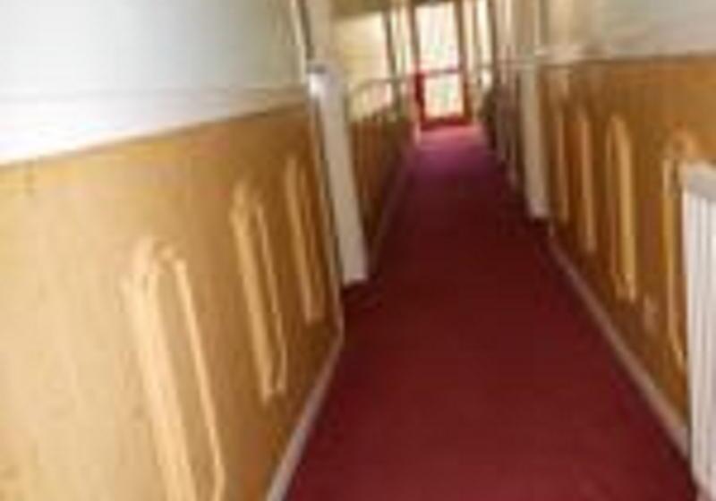 Отель The Gatwick White House