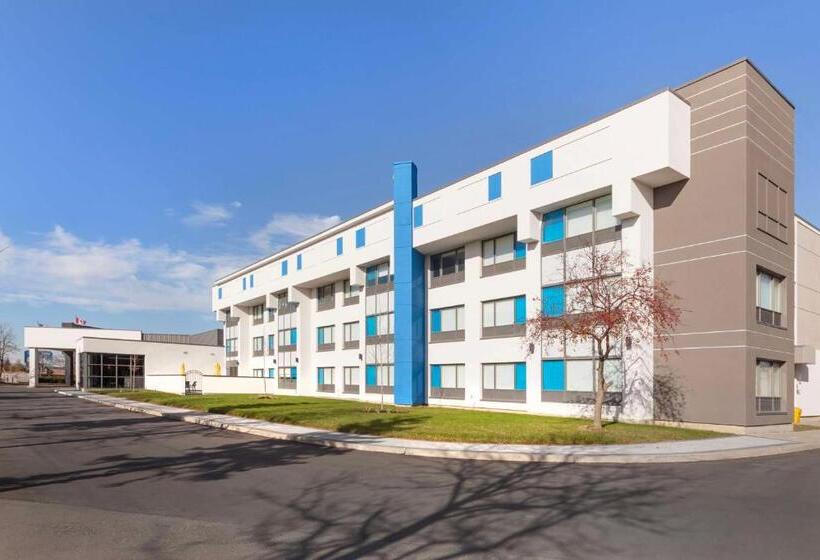 בית מלון כפרי Glō Best Western Mississauga Corporate Centre