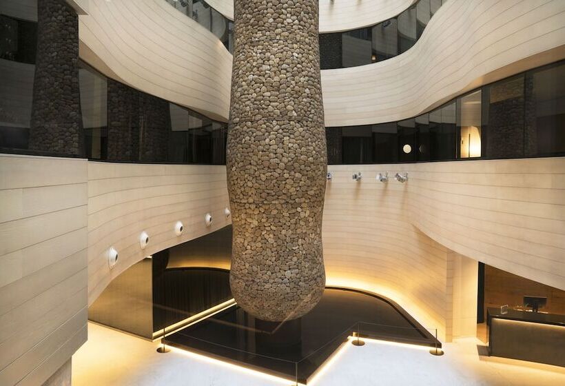 The Artist Grand Hotel Of Art