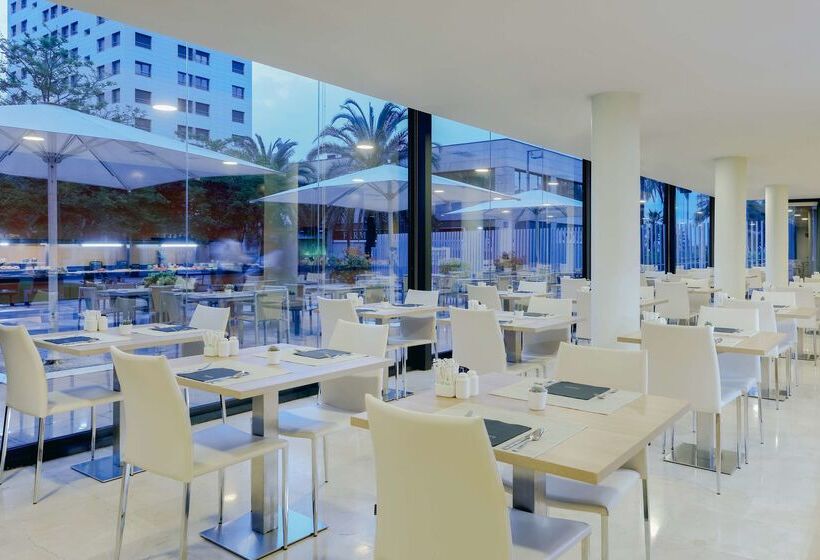 Отель Catalonia Barcelona Beach