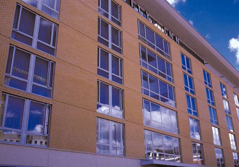 호텔 Hilton Garden Inn Bristol City Centre